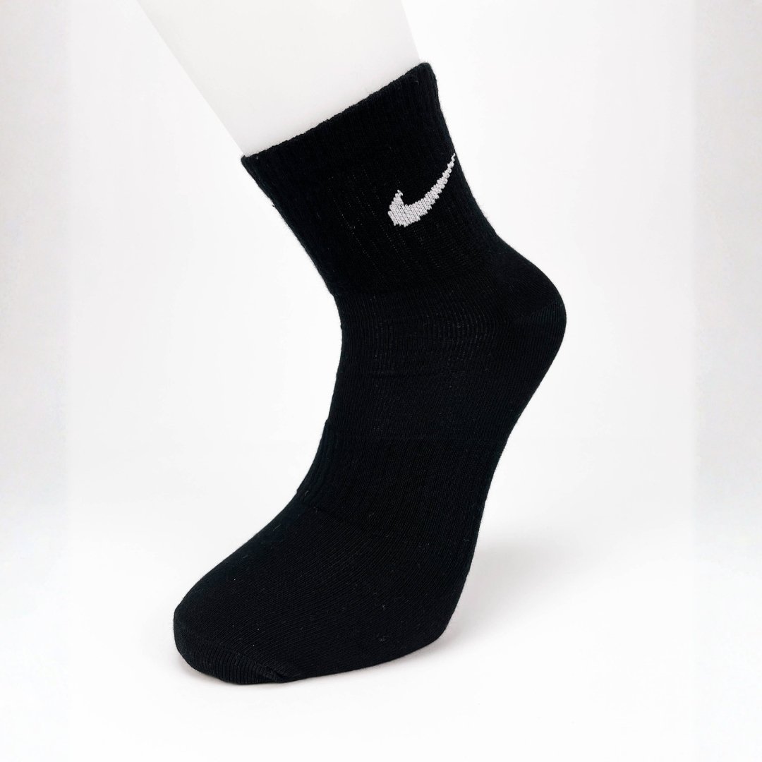Nike Sox 34 Crne Čarape (1)