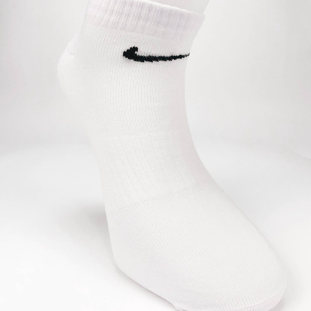 Nike plitke bele čarape